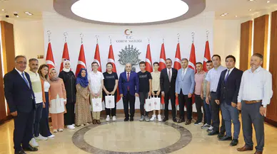 Vali Dağlı, LGS Şampiyonlarını Ağırladı