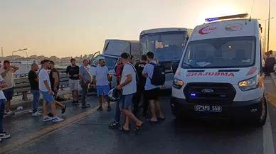 Açılan Art Kapağının Kapatılması İçin Duran Kamyonet Faciaya Sebep Oldu: 1 Meyyit, 3 Yaralı