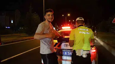 Alkollü Şoför Aracı Kendisinin Kullanmadığını Söyledi, Kamera Kayıtlarını İzleyince İkna Oldu