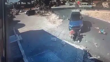 Bodrum’da Çarptığı Elektrikli Bisikleti Önüne Alan Araba Duvara Çarptı: 1 Yaralı