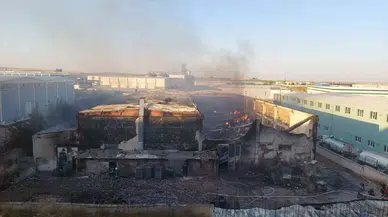 Hayrabolu Osb’deki Yangında Patlamaların Yaşandığı Kimya Fabrikası Çöktü