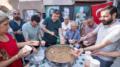 Lider Tugay, Örnekköy’de Aşure Dağıttı