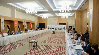 AK Parti’de Gündem Yerel Yönetimler