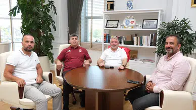 Aşgın, Milli Hoca İle Bi Araya Geldi