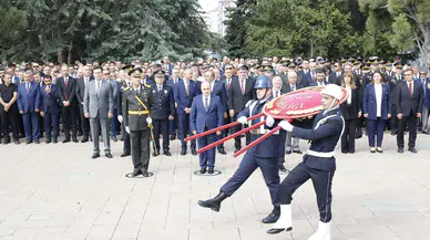 Ataya Saygı Çelengi