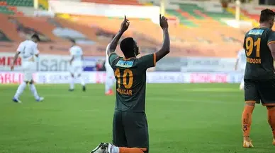 Boluspor, Khouma Babacar ile Anlaştı