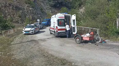 Motosiklet Kamyonla Çarpıştı: 1 Ölü, 1 Yaralı