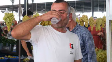 Adana Sıcağında Vatandaşlar Mesken Üretimi Gazoz ile Serinliyor