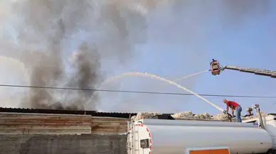 Adana’da Geri Dönüşüm Fabrikası Alevlere Teslim Oldu