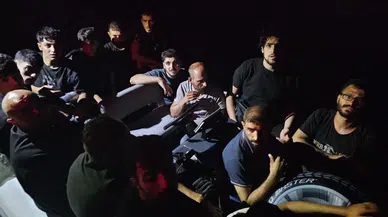 Ayvacık Açıklarında 19 Kaçak Göçmen ile 1 Göçmen Kaçakçısı Şüphelisi Yakalandı