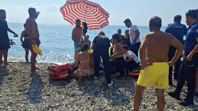Boğulma Tehlikesi Geçiren Gence Birinci Müdahaleyi Müsaadeli Sağlıkçılar Yaptı