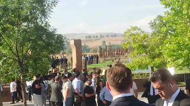 Cumhurbaşkanı Erdoğan’dan Selçuklu Mezarlığı Ziyareti