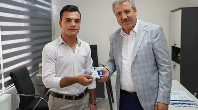 Ege Üniversitesinin ‘Mezun Kart’ Uygulaması Ağır Talep Görüyor