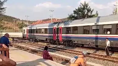 Göller Ekpsresi Arıza Yapınca Yolcular Sıcakta Kaldı