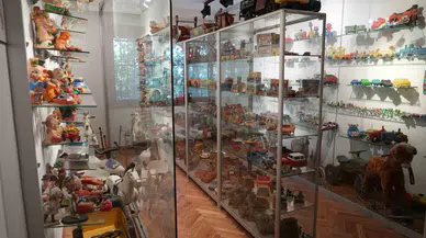 İstanbul’da Bulunan Nostalji Koleksiyonları Müzesinde 15 Bin Farklı Eser Sergileniyor