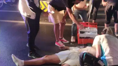 Motosiklet Kazası Yapan Çiftin Yardımına Yoldan Geçen Sıhhat Grupları Koştu