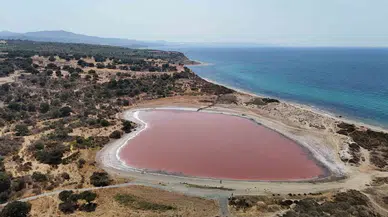 (Özel) 2 Bin Yıllık Antik Liman Kalpli Pembe Göle Dönüştü