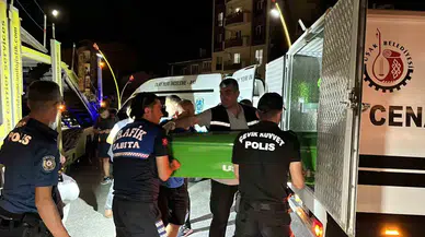Tırın Altında Kalan Motosikletli Feci Halde Can Verdi, Kaza Anı Kamerada
