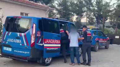Üzüm Bağları Ortasında Uyuşturucu Yetiştirmişler: 2 Tutuklama