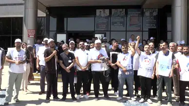 Van’da Vazifeli Hemşireye Darp Protesto Edildi