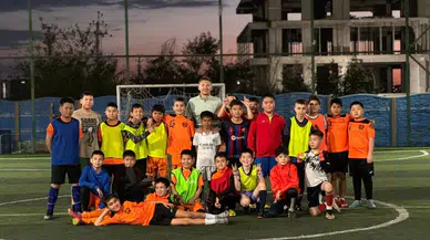 Yürüme Zorluğu Çekerken Artık Okul Futbol Grubuna Seçildi
