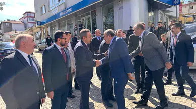 Dere, Bayat’ta MHP’nin Açılışına Katıldı