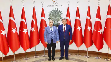 “Gönüllere Taht Kurdu”
