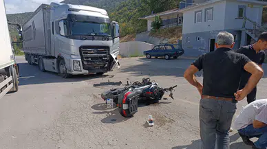 Tır’la Motosiklet Çarpıştı: Bir Yaralı