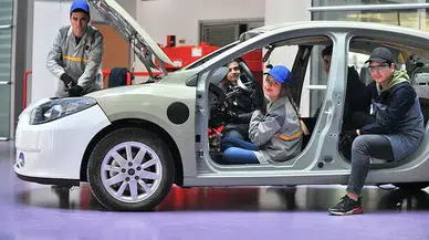 ‘Usta Öğreticilerle İşletmede Mesleki Eğitim Modeli, Gün Geçtikçe Yeşeriyor’