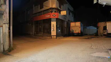 Adana’da Motosikletli Şüpheliler Sokak Ortasında Bir Kişiyi Silahla Öldürüp Kaçtı