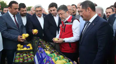 Bakan Yumaklı, Narenciye Hasadında Dönem Açılışını Yaptı