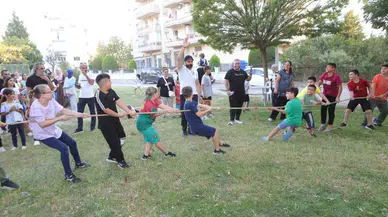 Bayraklı’da Çocuklar Şenlikte Buluştu