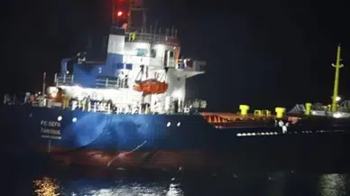 Çanakkale Boğazı’ndan Geçen Kuru Yük Gemisi Makine Arızası Yaptı