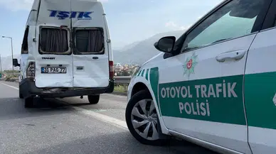 Emekçi Servisi Tankerle Çarpıştı: 11 Yaralı