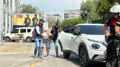 İzmir’de 2 Kişiyi Öldürüp 3 Kişiyi Yaralayan Gaspçı Katil Tutuklandı