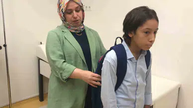 Okul Çantası Hazırlarken Buna Dikkat: Ağır Kitapları Sırta Yakın Koyun