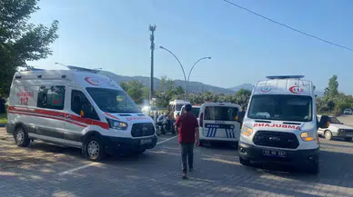 Osmaniye’de Okul Servisi ile Araba Çarpıştı: 5 Yaralı
