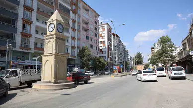 Pazarcık’taki Saat Kulesi 19 Aydır 4.17’yi Gösteriyor