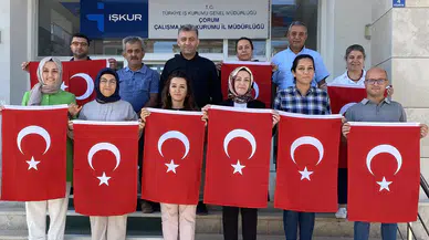 ‘Bayraksız Ev Kalmasın’