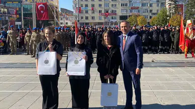 Tahtasız: Gençlere Güveniyoruz