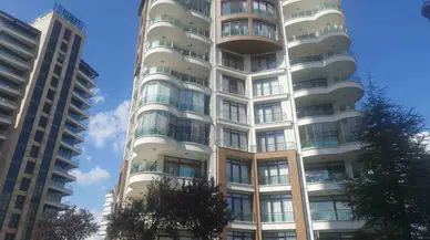 Ankara’da Balkondan Konutuna Girmeye Çalışan Amerikalı Boşluğa Düşerek Öldü