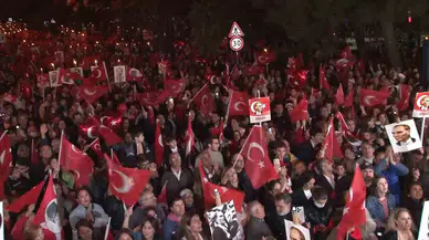 Ataşehir’de Cumhuriyet’in 101. Yaşı Coşkuyla Kutlandı