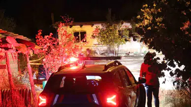 Babasını ve Ağabeyini Bıçaklayıp Meskeni Ateşe Veren Şahıs Sözünde Kendisiyle Çelişti