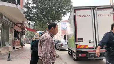 Dolandırıcıların Tuzağına Düştü, Polis Takımlarınca Kurtarıldı