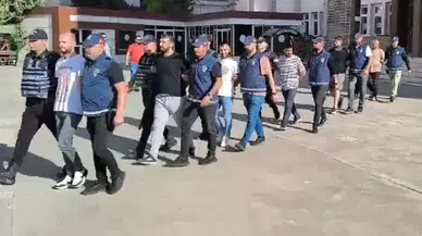 Gaziantep’te Uzun Namlulu Silahlarla Sokağa İnen 12 Şahıs Tutuklandı