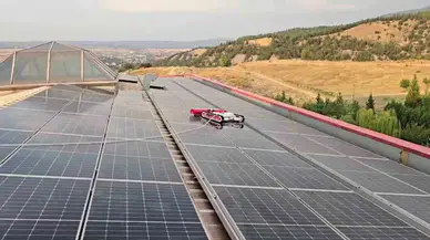 Güneş Panellerinde Kirlilikten Kaynaklanan Üretim Kayıpları Temizleme Robotu ile Giderilecek
