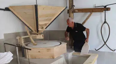 Gurbetten Sılaya Döndü, Baba Yadigarı Su Değirmenini Yine Çalıştırdı