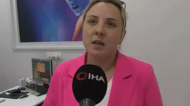 Hoşluk Merkezine Müşteri Üzere Gelerek Hırsızlık Yapan Şahıslar Kamerada