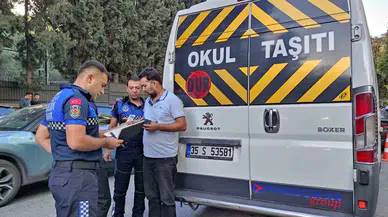 İzmir’de Zabıtadan Servis Araçlarına Sıkı Kontrol