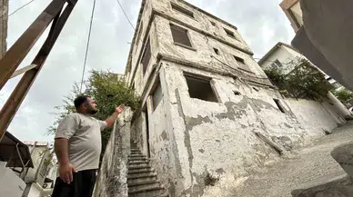 Mahalleli 3 Katlı Metruk Binanın Yıkılacağı Günü Bekliyor